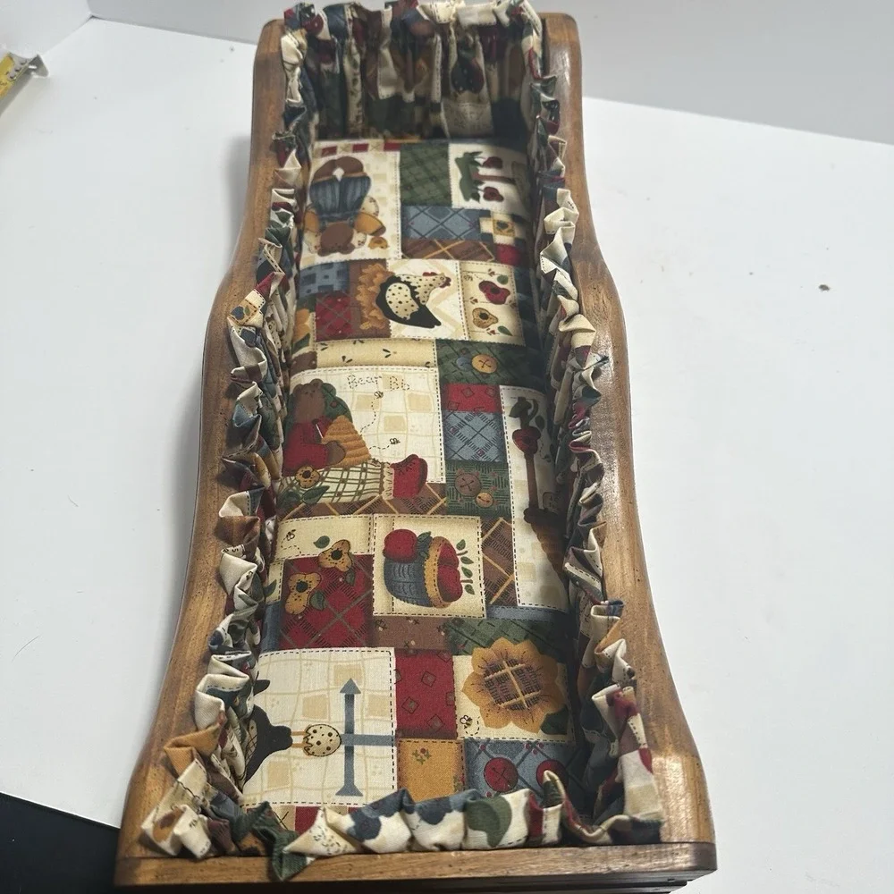 Vintage Wooden Sewing Basket Or Use As A Dolls Bed Girly‎ Chickens Bears Flowers